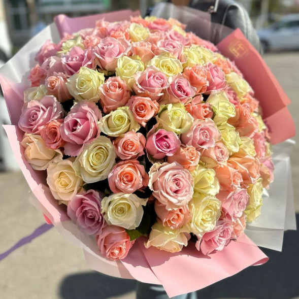 101 Роза радужный микс  в Форосе