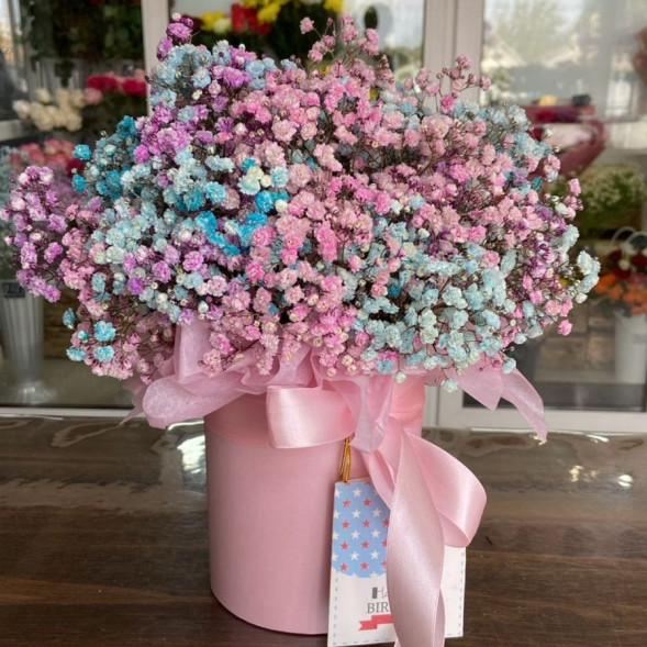 Гипсофила в розовой коробке  в Форосе