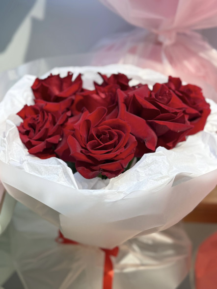 Букет из 5 французских роз в Форосе