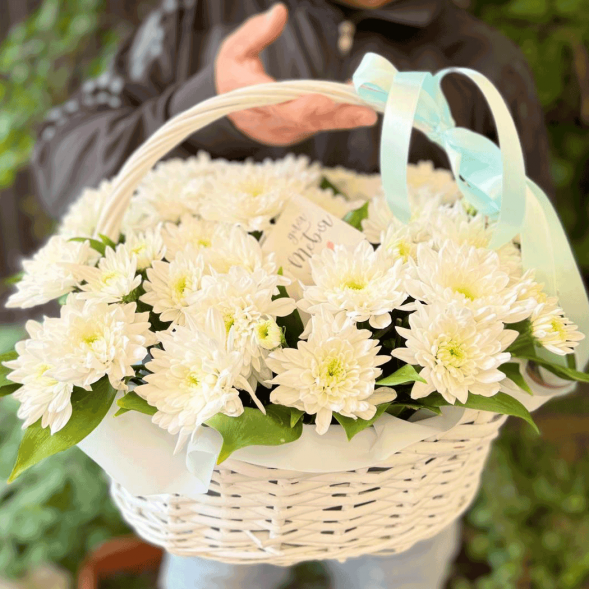 Композиция в корзине &quot;Блеск цветов&quot; в Форосе