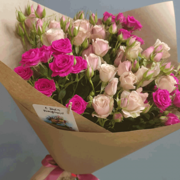 Букет 7 нежных кустовых роз микс в Форосе